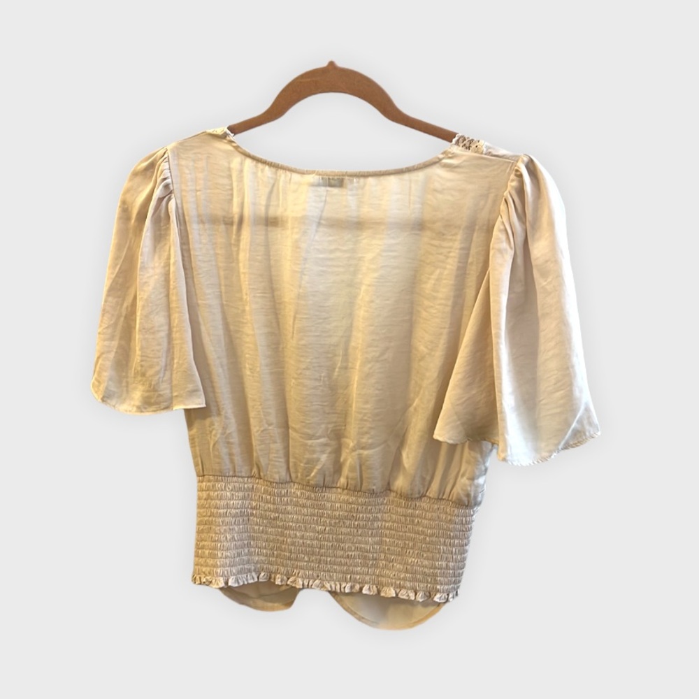 Lush Ruched Top - Picture 3 of 4